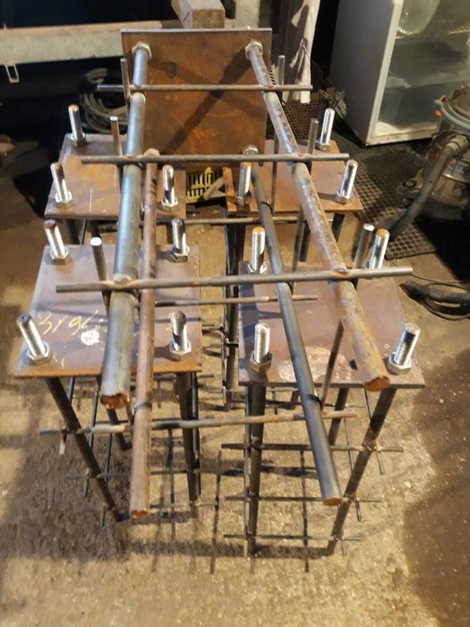 Vand cuzineti pentru hale metalice