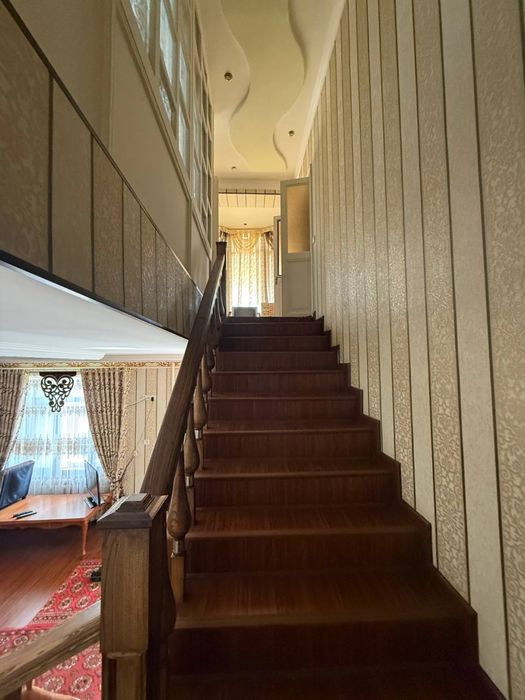 Продаётся Дом в Юнусабадском районе Телебашня 5 Соток