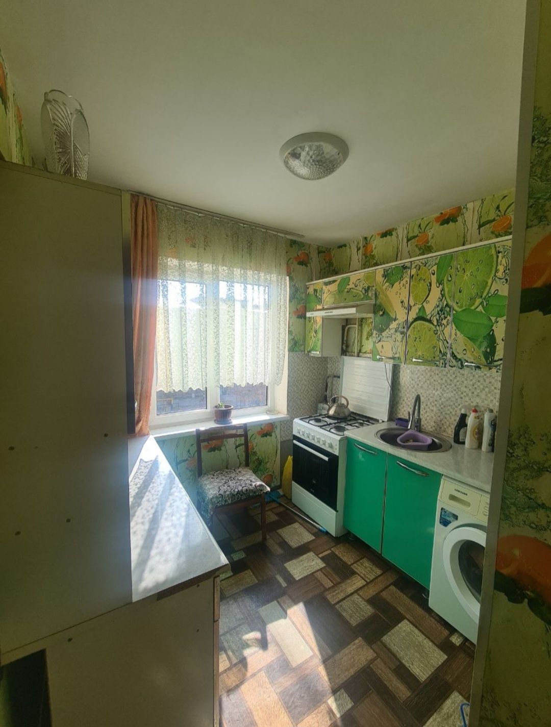 Продам квартиру 2х комнатную ориентировочно кафе Бахор
