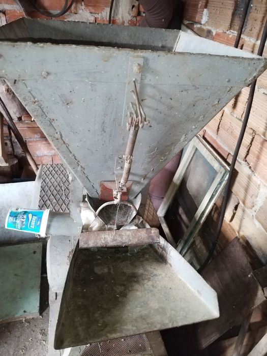 Трифазна фуражомелка