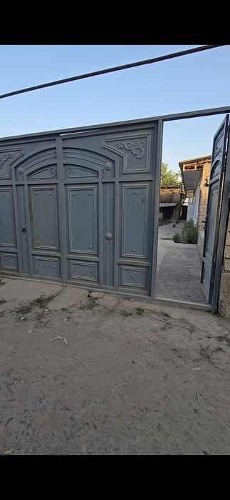4 sotix uy sotladi  toshkent viloyati qorasuvda