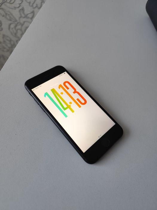 Iphone se 2020 black