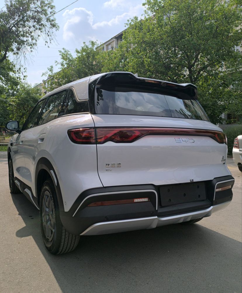 Yuan Up 401km smart