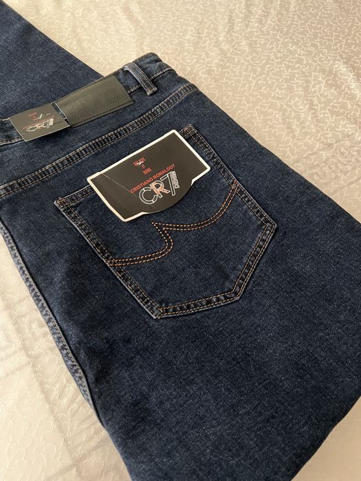 Продам мужские джинсы