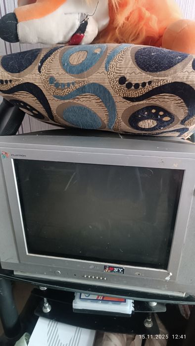 Продам б.у. телевизор на дачу или в деревню. Приходите смотрите