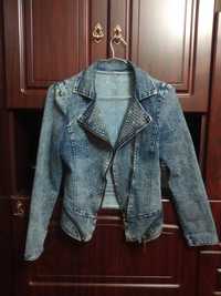 Куртка джинсовая 44(М) размер