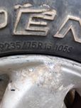 Продавам гуми с  джантите за Мицубиши Пажеро