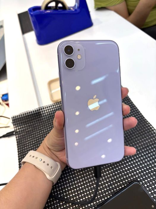 iPhone 11 Mov cu 100% Bateria