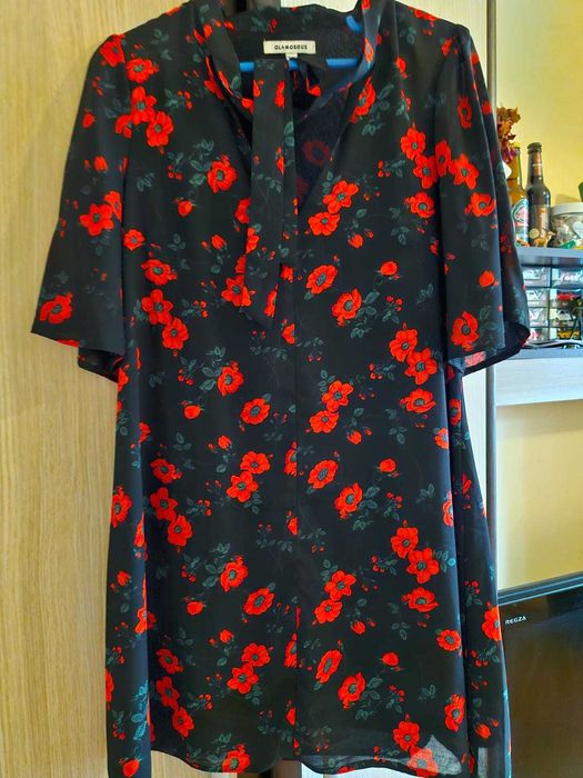 Vând rochiță mărimea XS-S