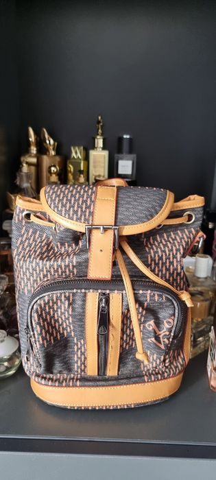 Ghiozdanel Louis Vuitton