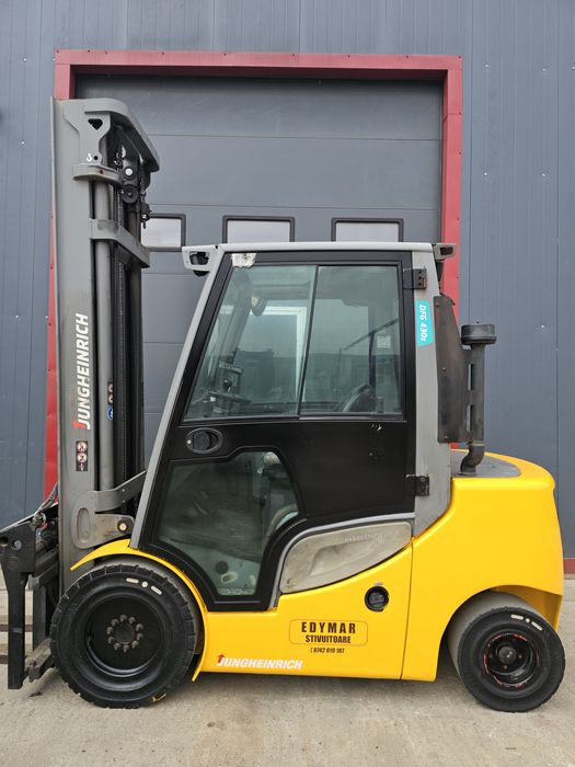 Motostivuitor diesel Jungheinrich 3T