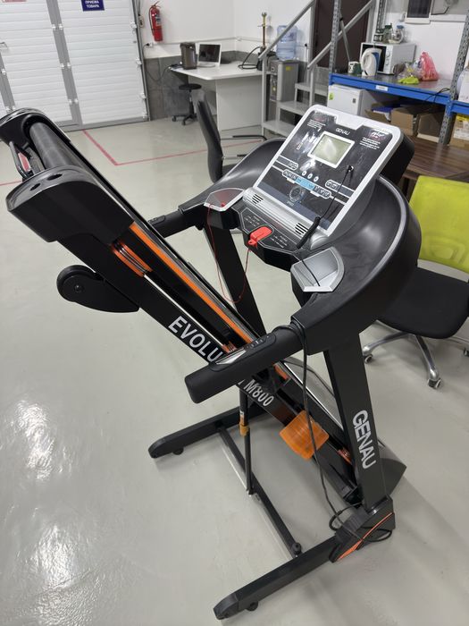 Продается беговая дорожка