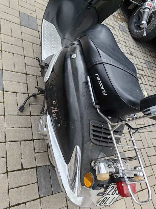Scuter 50 Razory