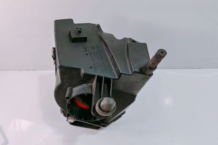 Carcasa  filtru aer 4F0133835H / 4F0000183A Audi A6 4F/C6