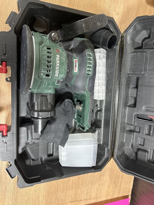 Акумулаторен виброшлайф parkside