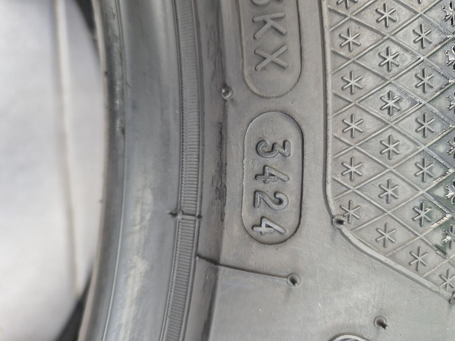 225 65 17 Anvelope de iarna Kleber Noi