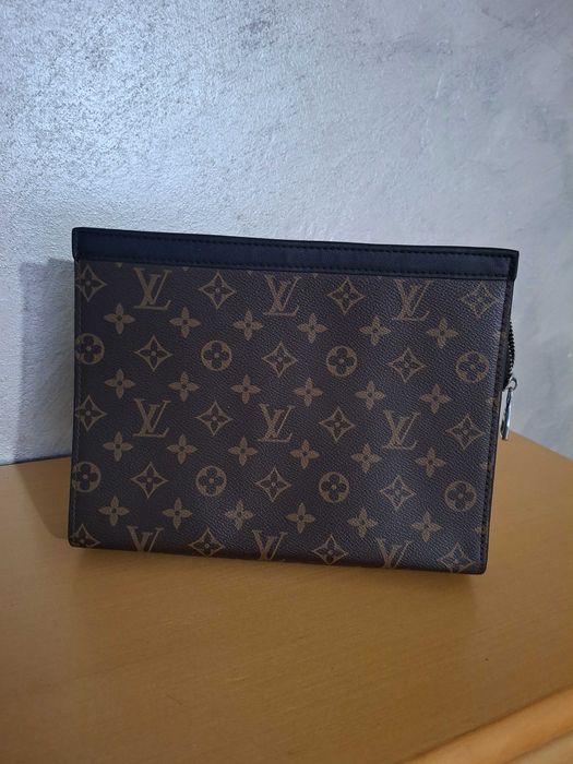 Borsetă / Pouch stil Louis Vuitton