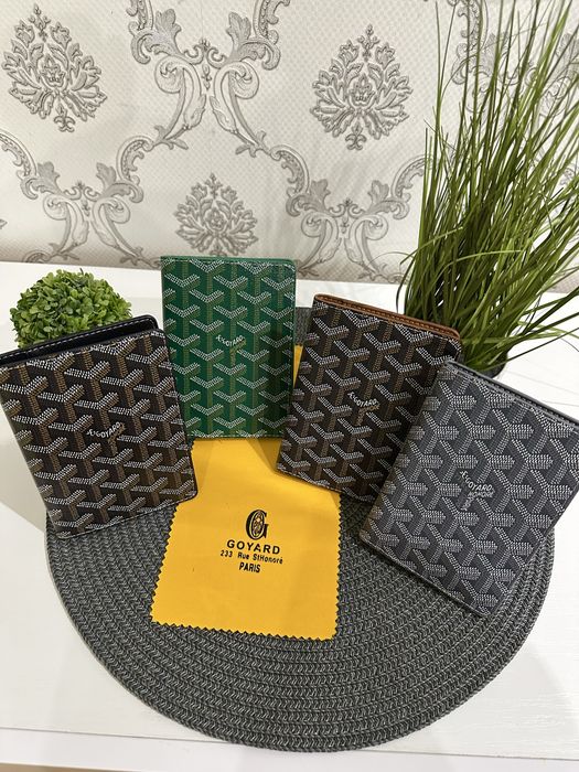 Goyard Saint-Pierre wallet (Authentic)