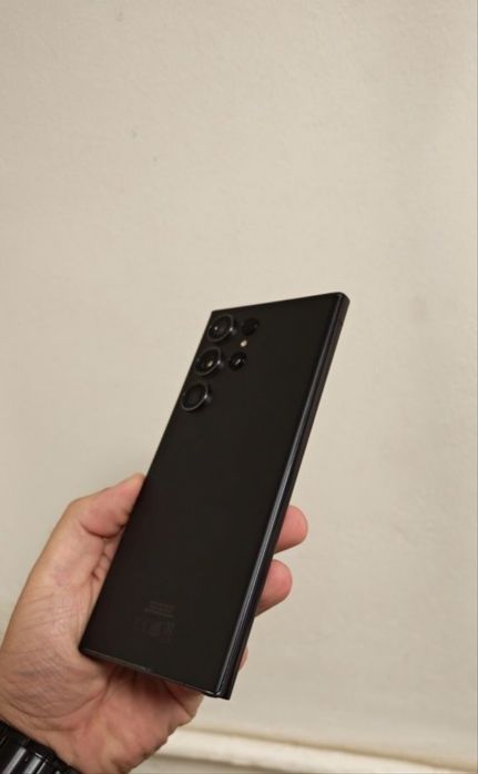 Samsung S23 ULTRA • 256 GB • Dual Sim