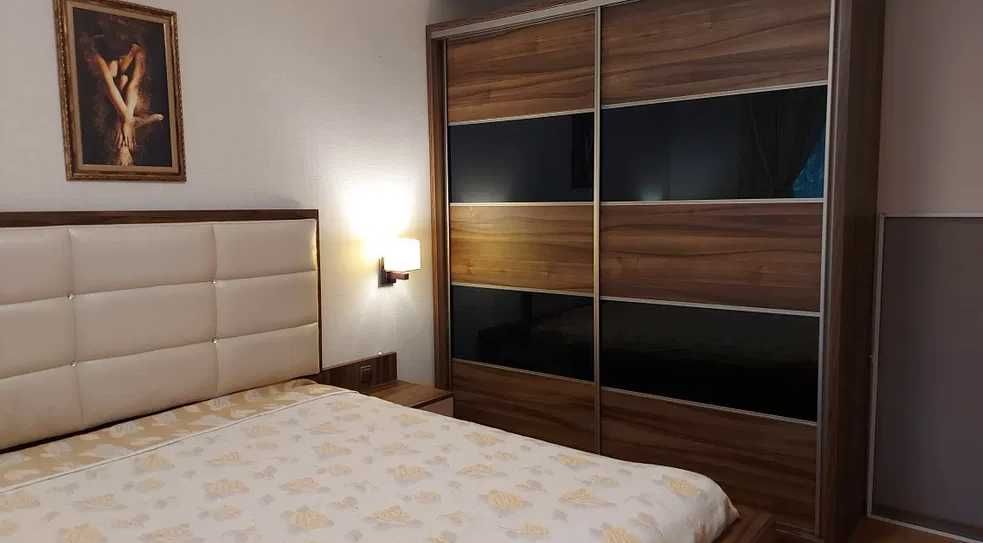 Дава се под наем Тристаен апартамент в Пловдив, Кючук Париж - 80 кв.м за 450 € - Снимка #4