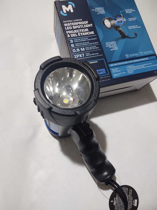 Lanterna Reflector LED reancarcabil Impermeabil Drumetie Camping Ferma
