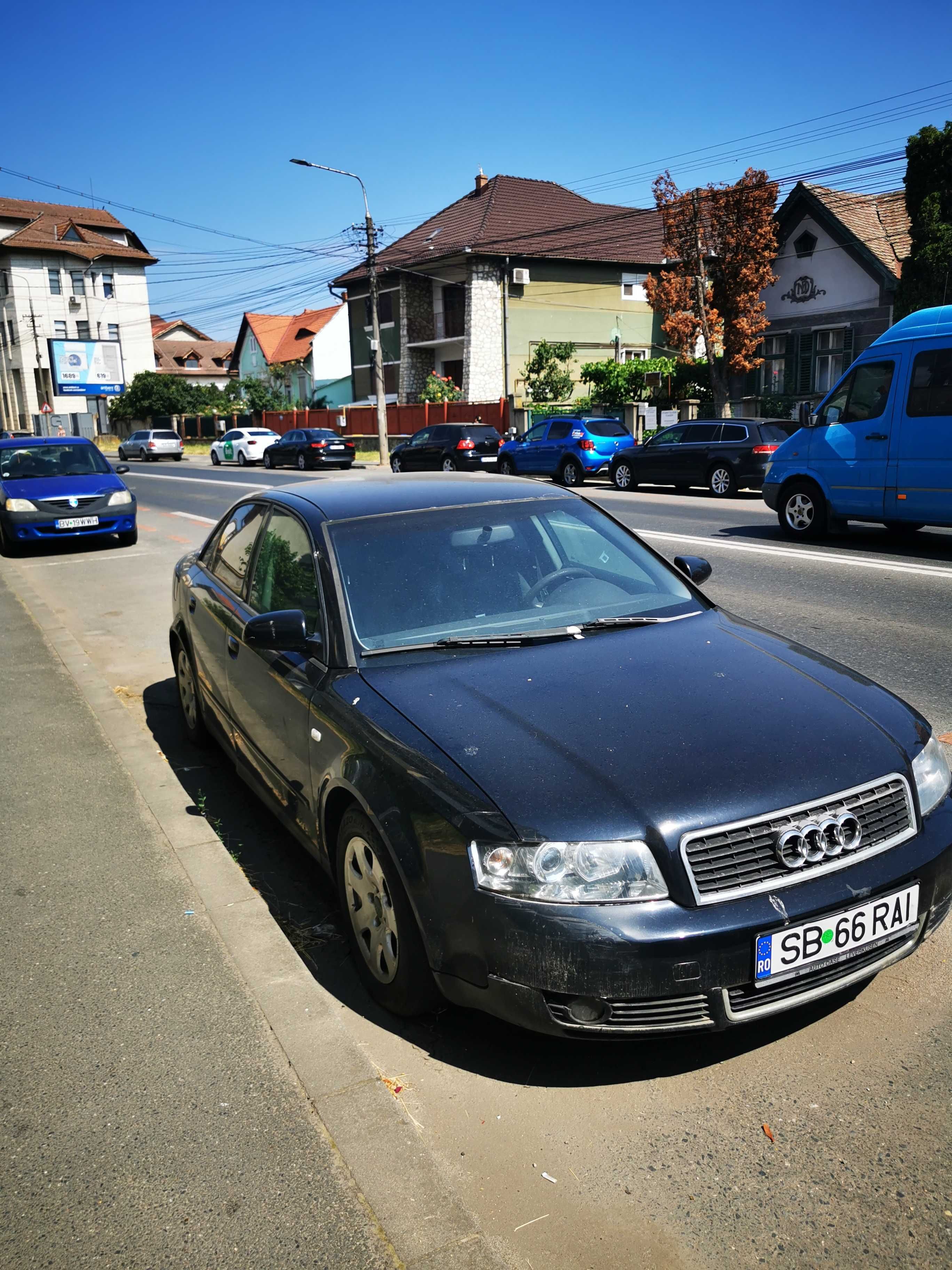 Vând Audi A4 B6 2001