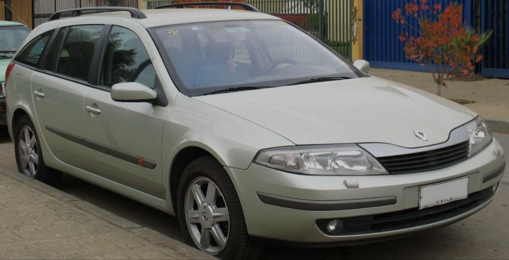 Dezmembrez Renault Laguna 2