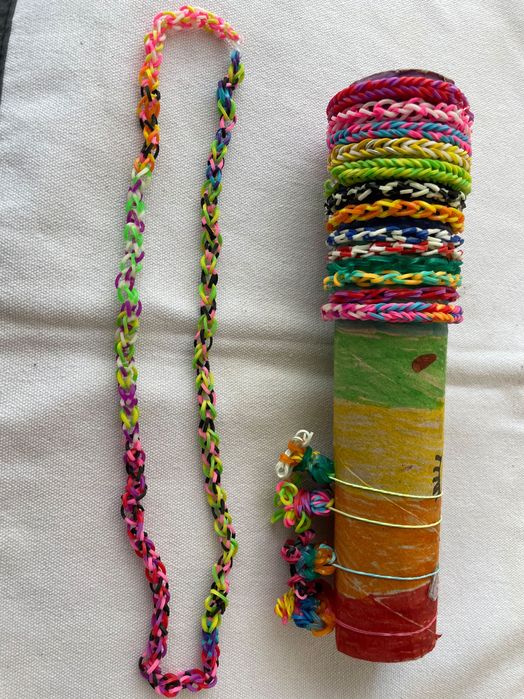 Ластични гривни,аксесоари и гердан