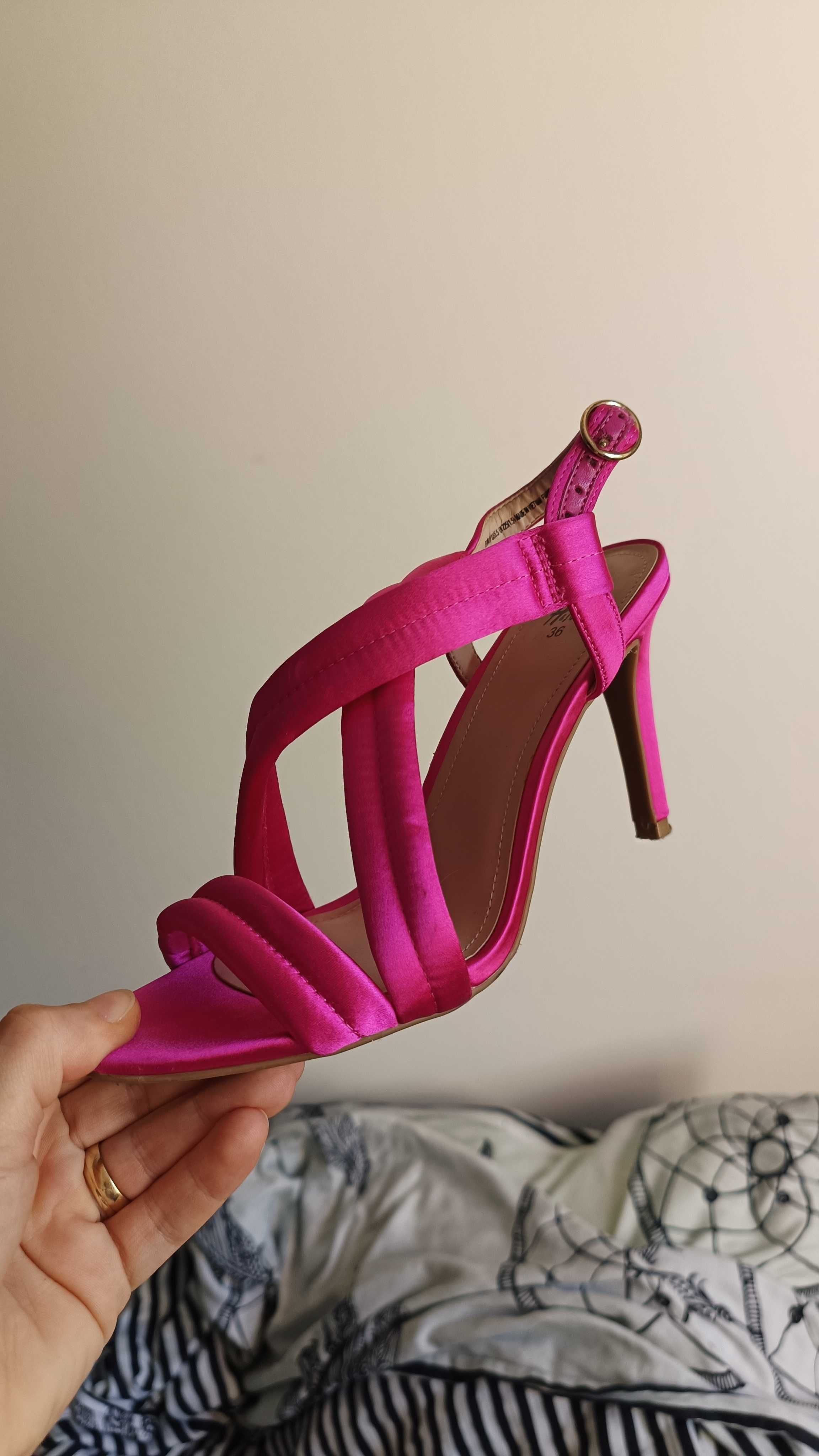Sandale satin fuchsia H&M
