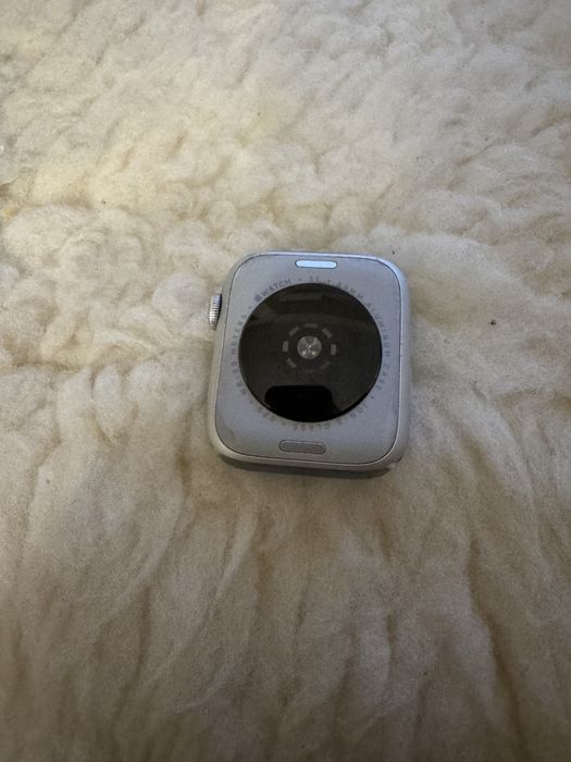 Vand Apple Watch SE 2