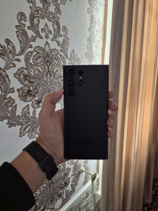 Srochno Samsung S22 Ultra 2sim 12/256g  sotiladi