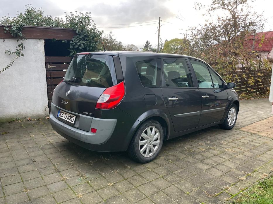 Vând Renault Scenic 7 locuri, 2007, diesel 1.5.