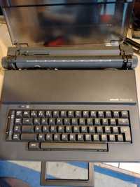 masina de scris Olivetti