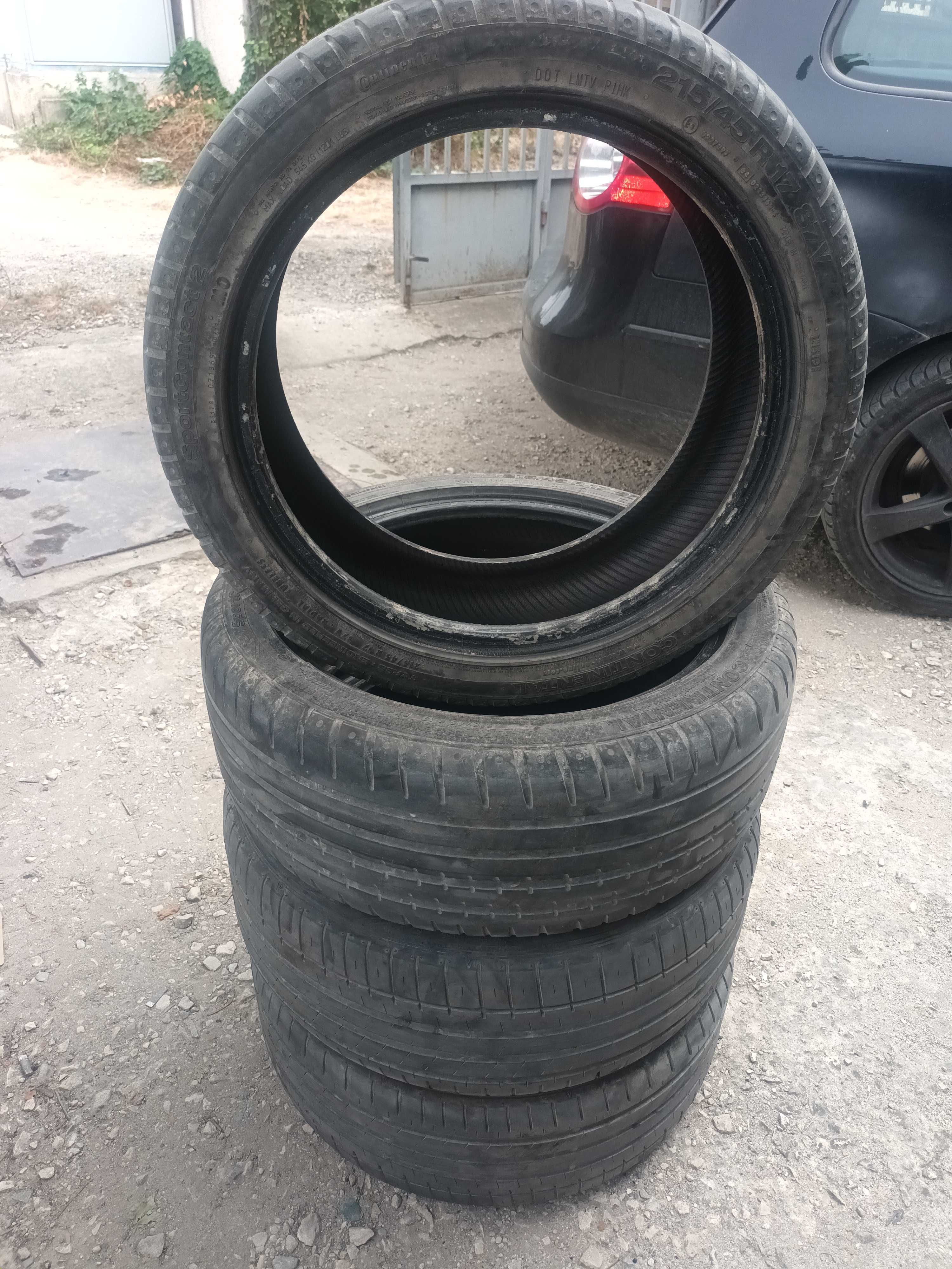 Продавам летни гуми 215/45/17
