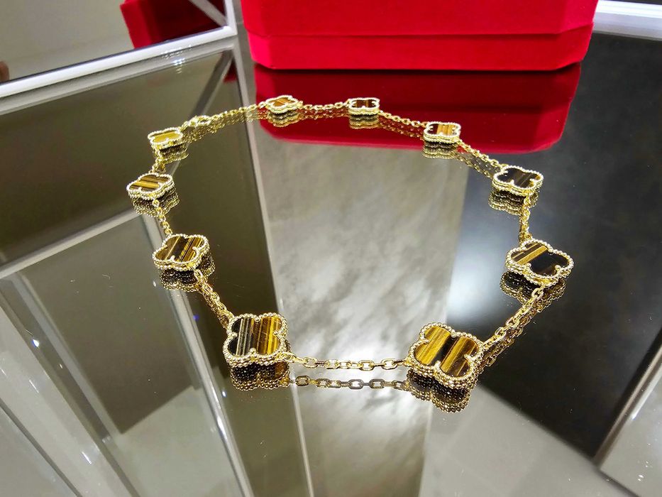 Van Cleef & Arpels VCA Gold Tiger Eye 10 Motifs Alhambra Дамско Колие