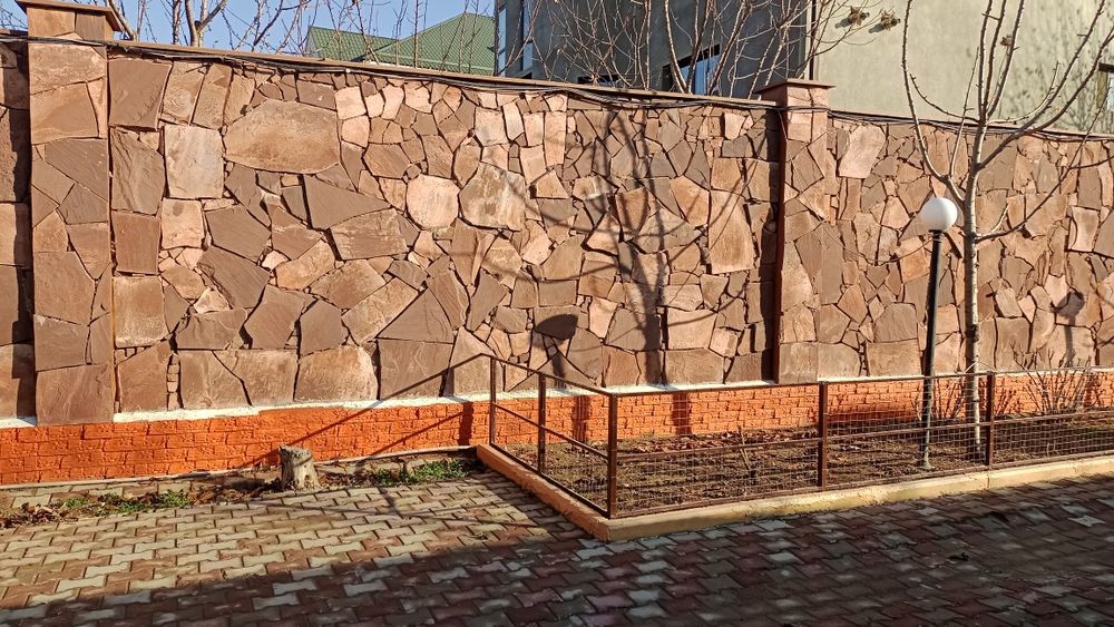 продам камень дикий облицовочный рваный гранит