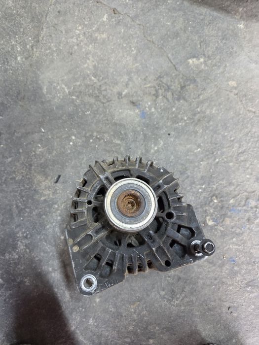 Alternator Renault Laguna 3 1.6 benzina