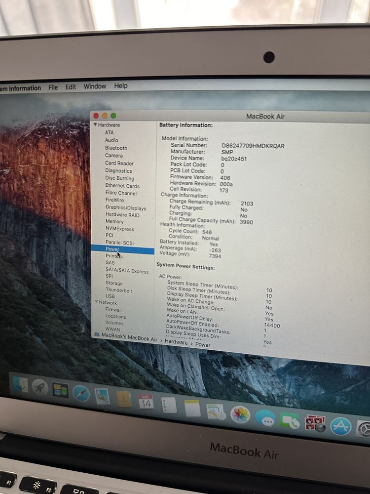 Macbook Air 11 inch 2012 i5 1.7 GHZ 4 GB RAM 64 SSD QWERTY