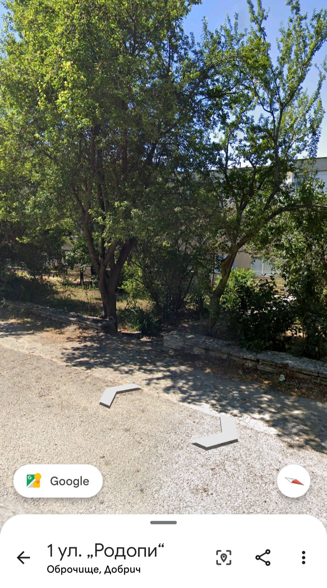 Продава се апартамент в общежитията на к.к.Албена