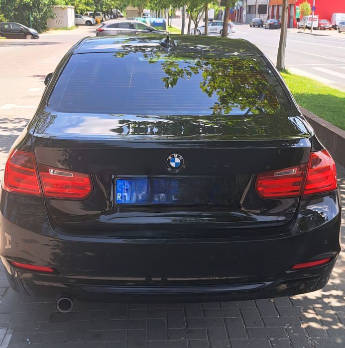 Vând BMW SERIA 3 F30