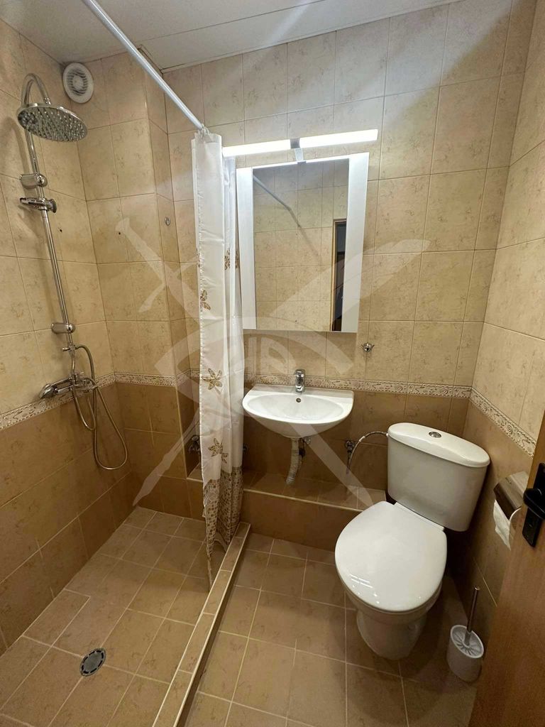 Дава се под наем Двустаен апартамент в Варна, Аспарухово - 75 кв.м за 475 € - Снимка #9