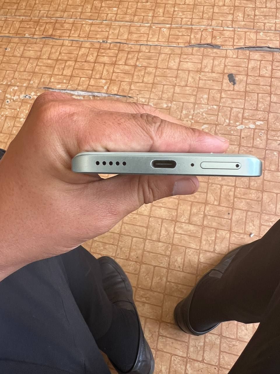 Sotiladi  Xiaomi 13T Pro global