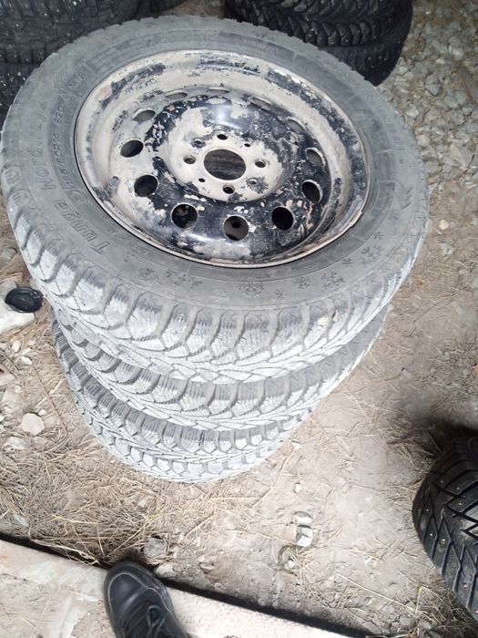 Шины в хорошем состоянии с дисками