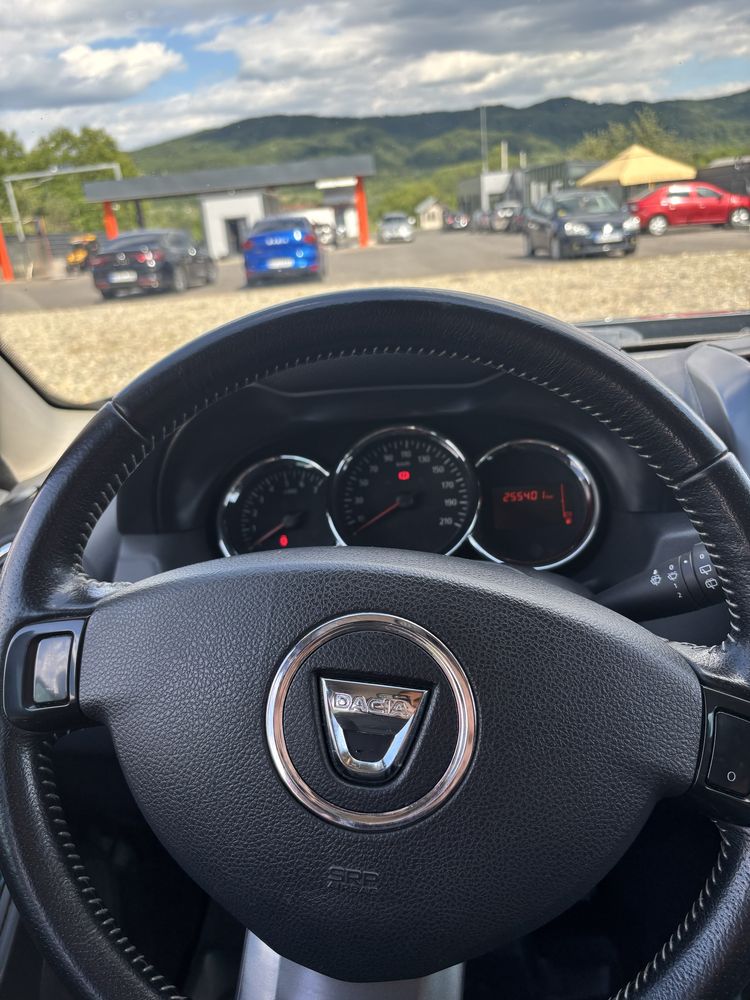 Dacia Duster 1.5 dCi 110cp, 4*4, prestige