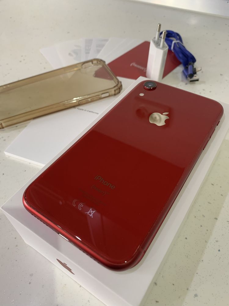 iPhone XR red 64 гб