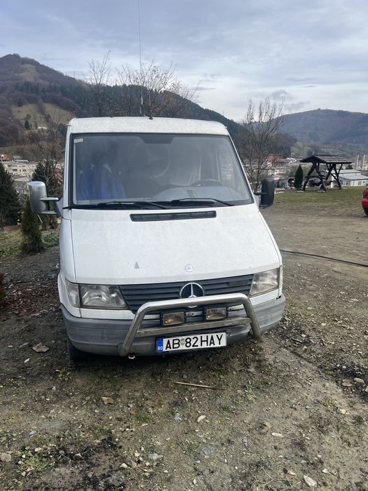 Autouilitara Sprinter 208 D