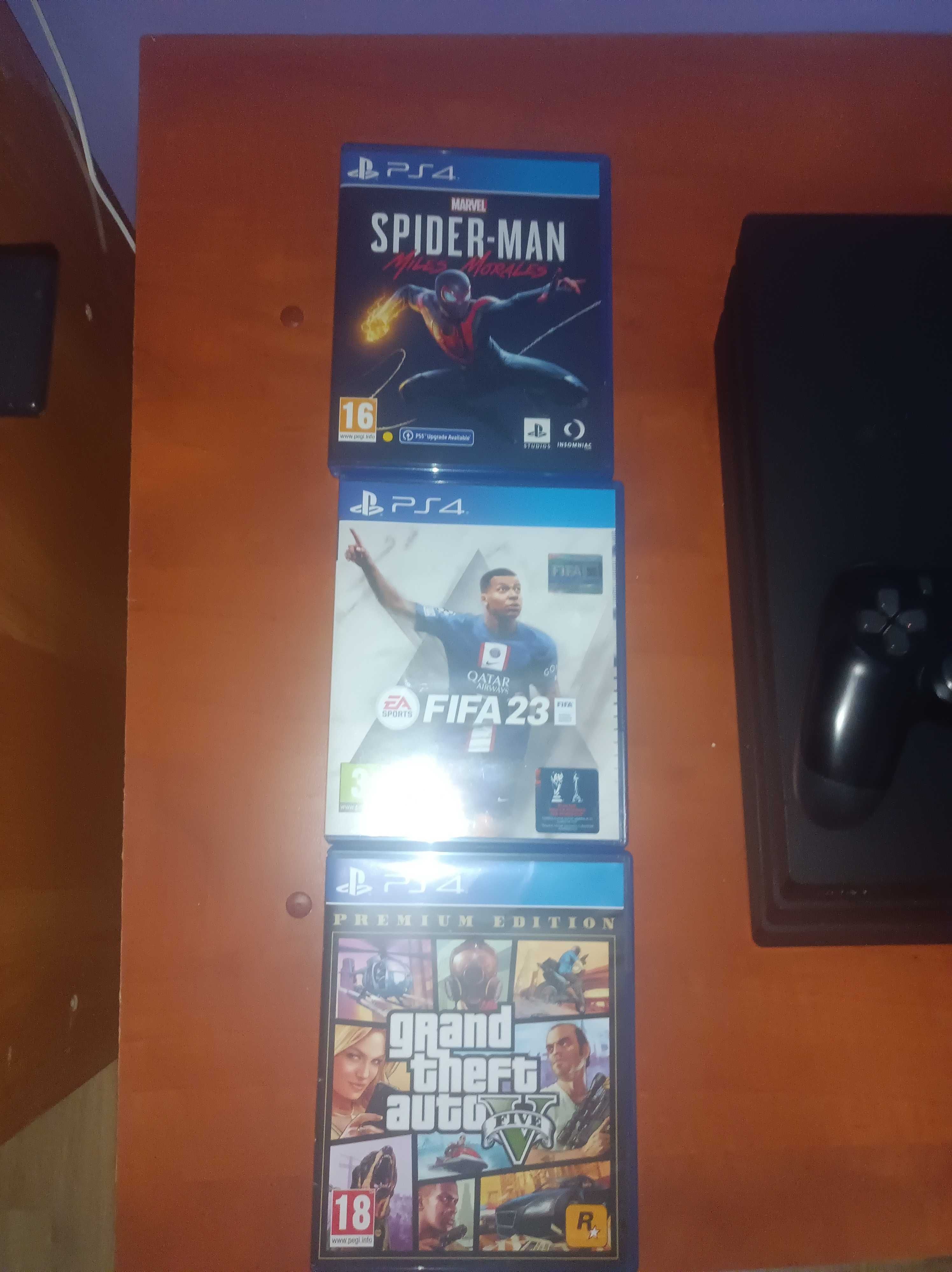 PS4 Pro cu fifa23,gta5 si Spider Man Miles Moralea