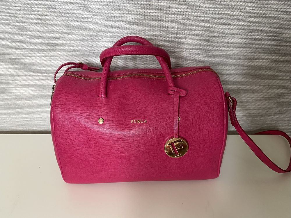 FURLA, EXTE прекрасни оригинални чанти. Различни цени!
