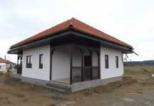 Vindem case pe structura metalica