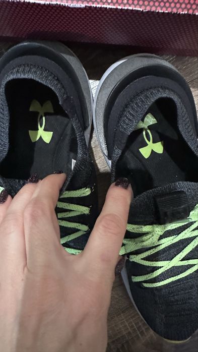 Маратонки Under Armour HOVR Phanthom3